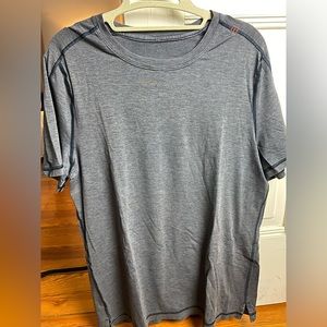 Lulu lemon athletic shirt M
